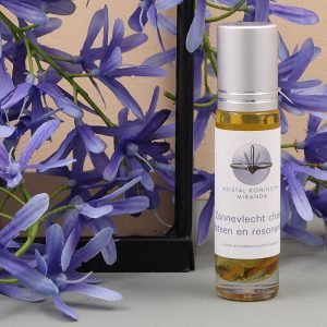 Zonnevlecht chakra edelsteen en resonantie olie