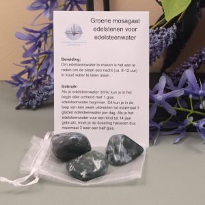 Groene mosagaat edelsteenwater